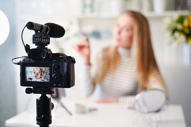 Enhance Your Content Marketing with Video Messaging Enhance Your Content Marketing with Video Messaging
